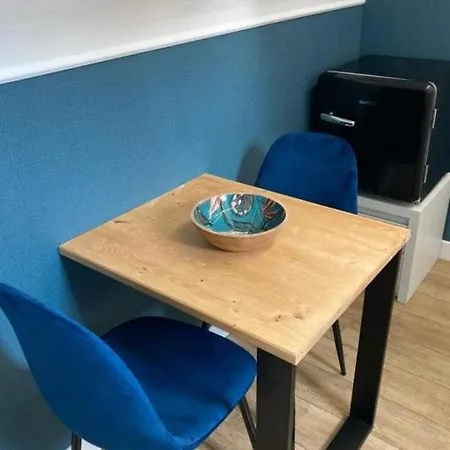 La Perchee Des Hortensias